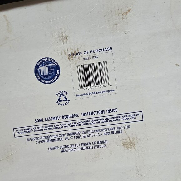 Illuminated Animated Trendmasters Winter Park Carousel With Horses & Bows - Picture 14 of 14